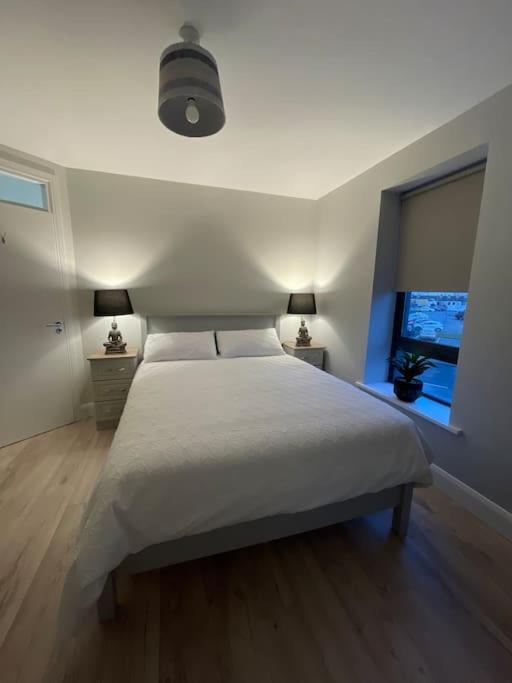 Entire Apartment , Centre Carrick on Shannon Exteriér fotografie