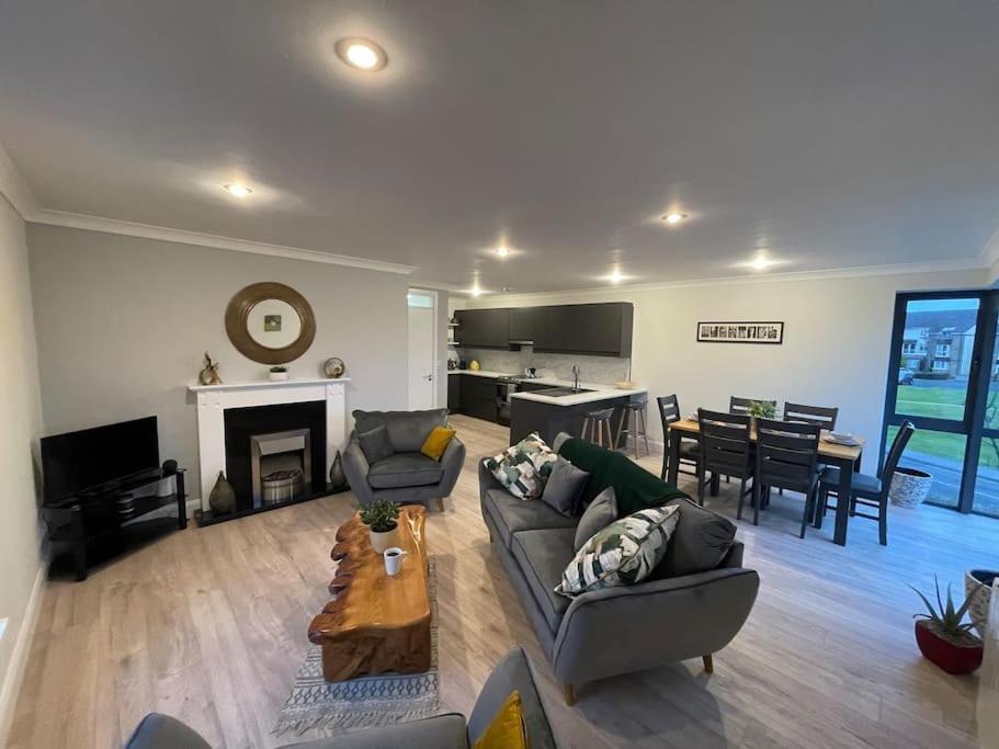 Entire Apartment , Centre Carrick on Shannon Exteriér fotografie