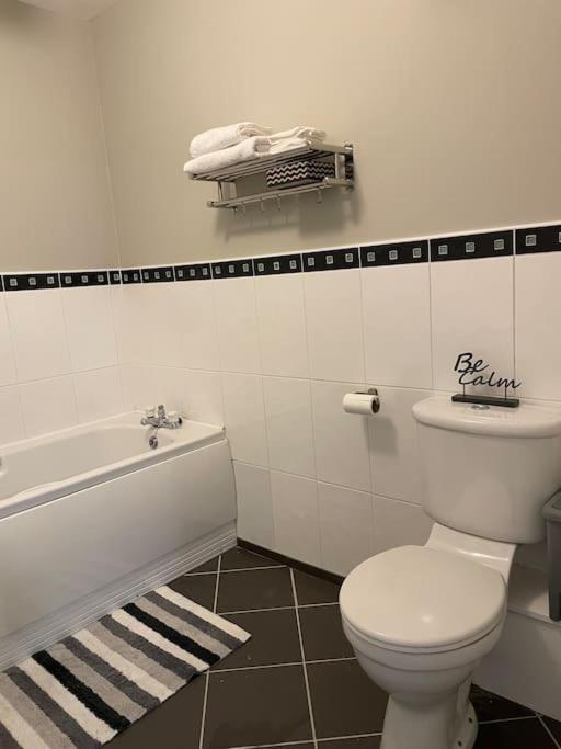 Entire Apartment , Centre Carrick on Shannon Exteriér fotografie